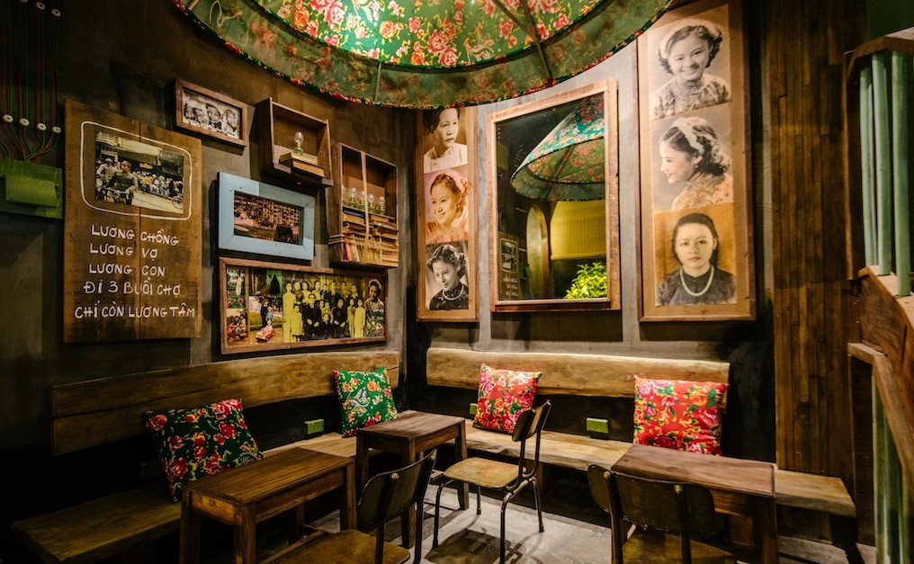 Cong caphe, rustic, military chic decor cafe in Hanoi