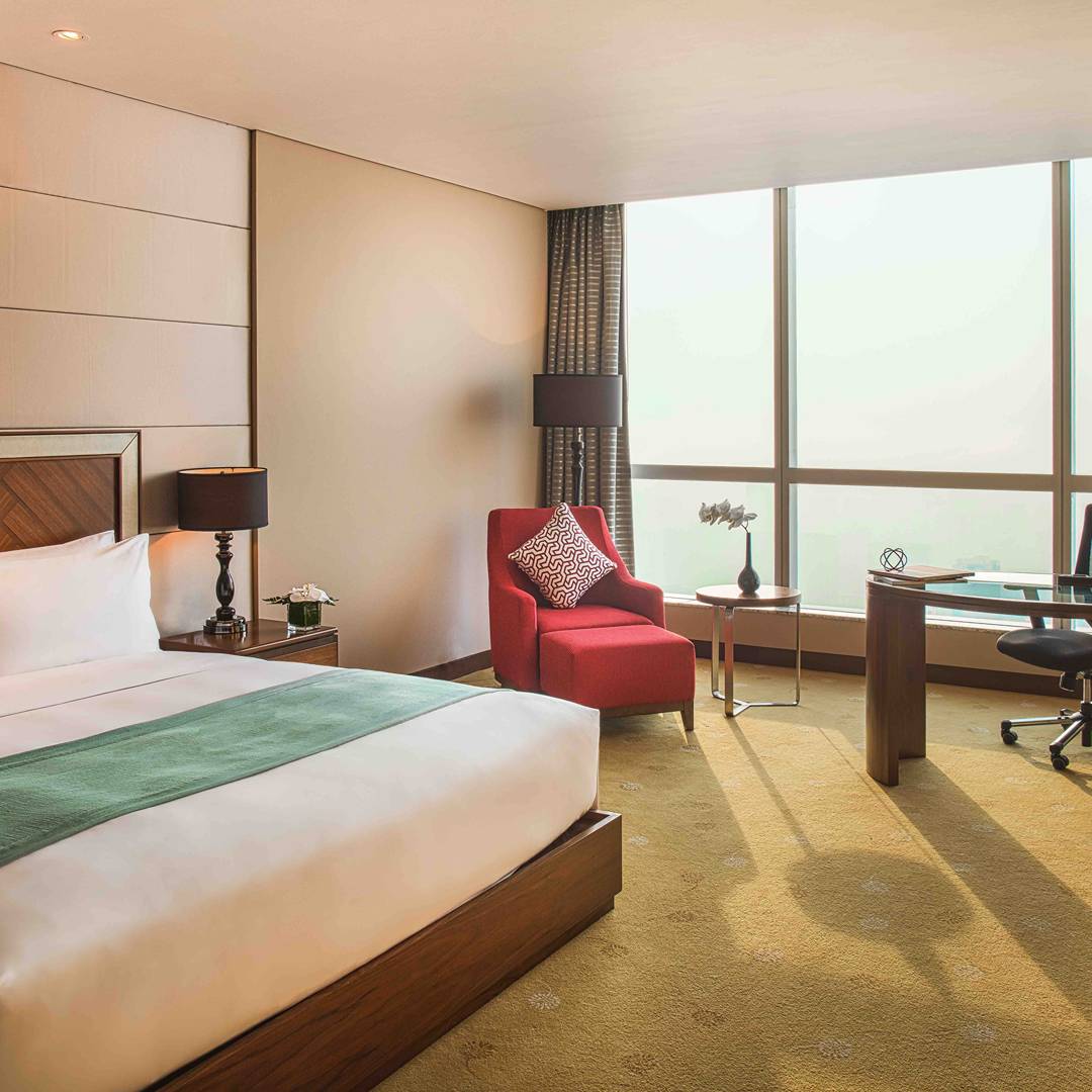 Phòng classic tại intercontinental hanoi landmark72 khách sạn 5 sao với tiện nghi sang trọng và tầm nhìn toàn cành thành phố Hà Nội